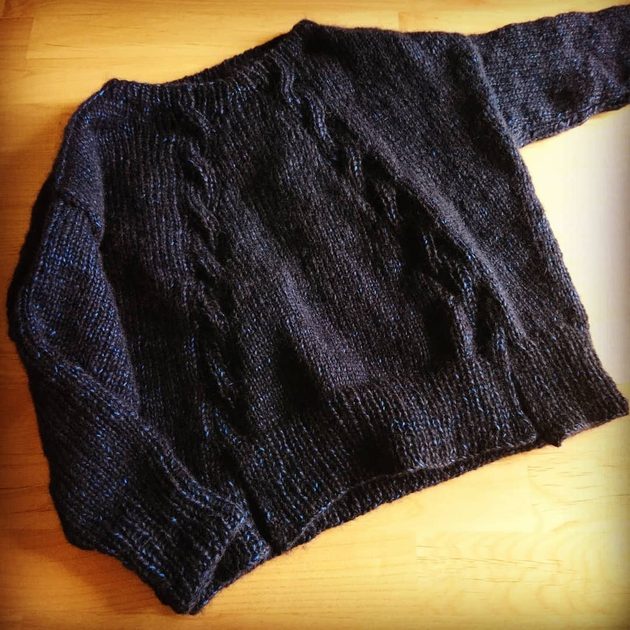 Hachi knitting pattern by Kineco Design
