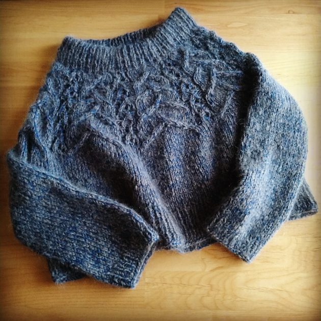 Roots knitting pattern by Kineco Design